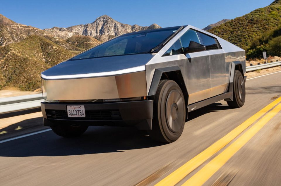 De ce nu se vinde Tesla Cybertruck?